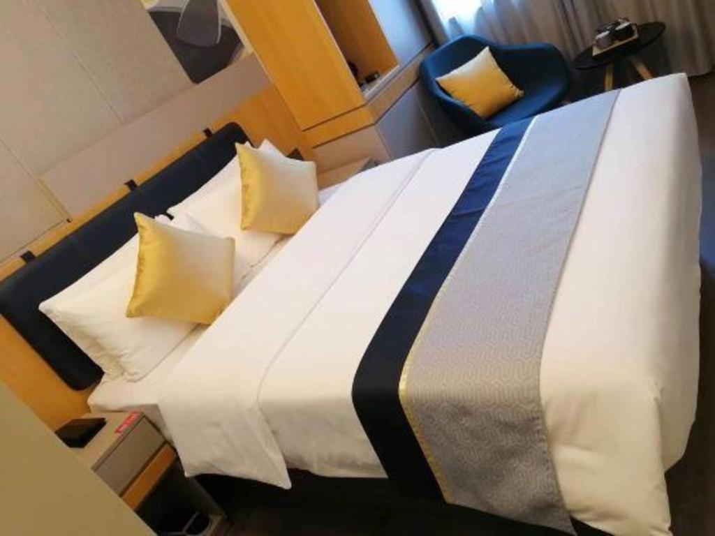 Home Inn Kunming Baita Road Buitenkant foto
