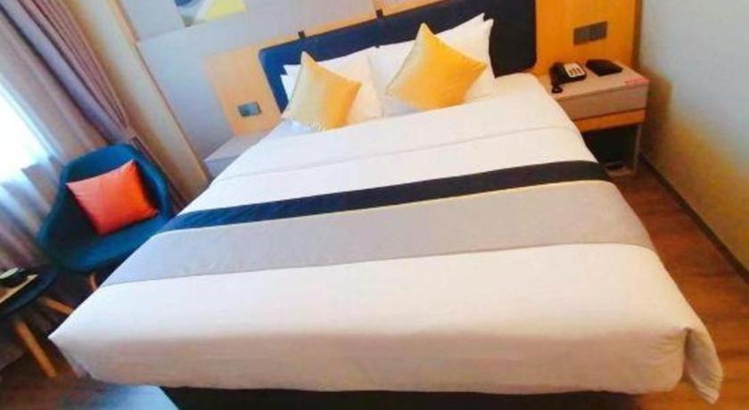 Home Inn Kunming Baita Road Buitenkant foto