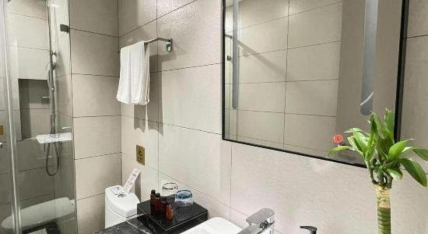 Home Inn Kunming Baita Road Buitenkant foto