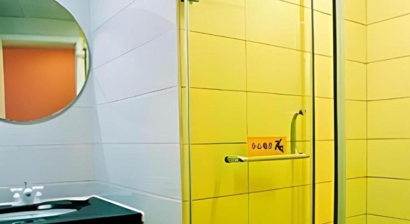 Home Inn Kunming Baita Road Buitenkant foto