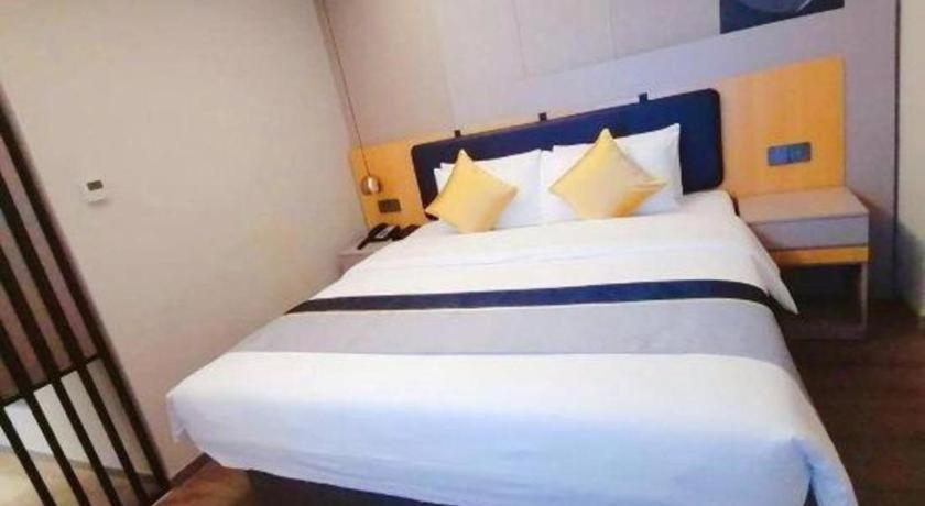 Home Inn Kunming Baita Road Buitenkant foto