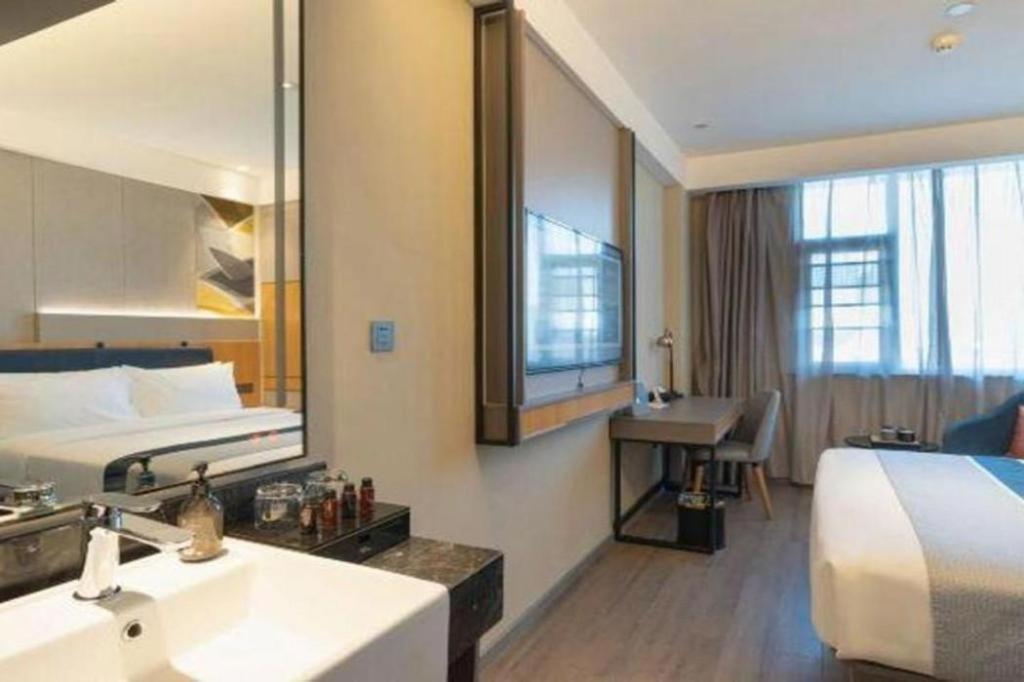 Home Inn Kunming Baita Road Buitenkant foto